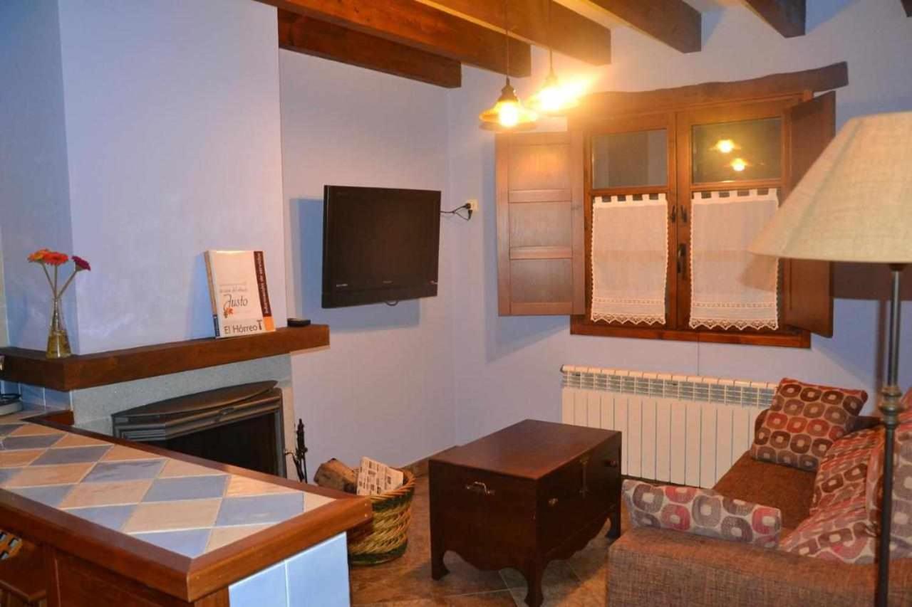 Apartamento La Casa Del Abuelo Justo Minagon Екстериор снимка
